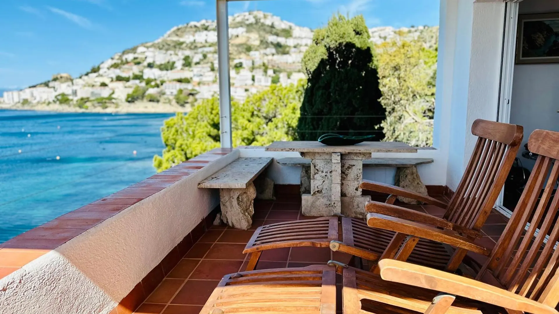 Barca - Apartamento Con Acceso Directo A La Playa Roses Apartment